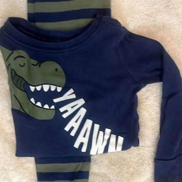 I MOVED! +20 item bundle of 2T used boy clothes - Picture 6 of 11